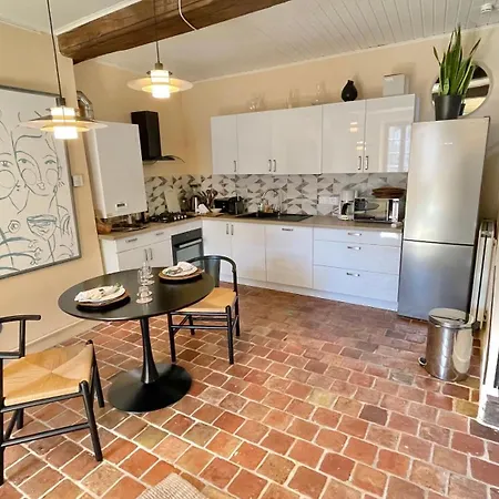 Holiday home Maison Coup De Coeur Beaune (Cote d'Or)