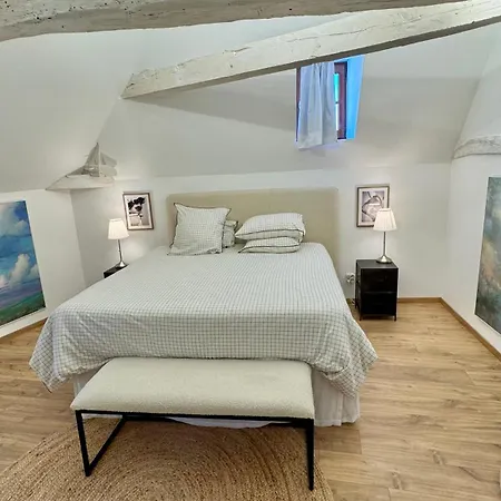 Maison Coup De Coeur * Beaune (Cote d'Or)