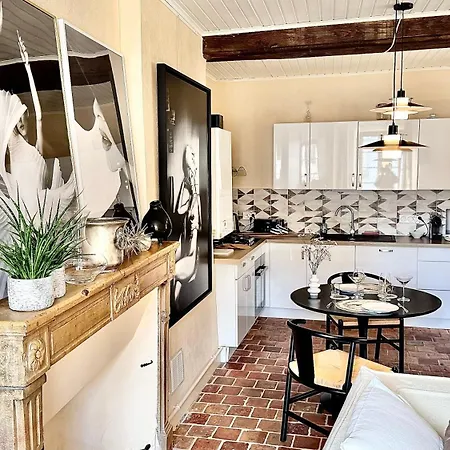 Maison Coup De Coeur Ferienhaus Beaune (Cote d'Or)